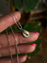 Load image into Gallery viewer, Pendant XV
