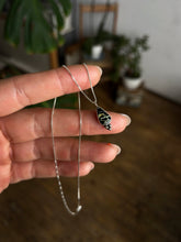 Load image into Gallery viewer, Pendant V
