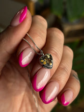 Load image into Gallery viewer, Pendant IV
