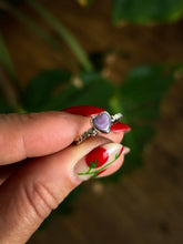 Load image into Gallery viewer, Lavender Heart | size 6.5
