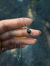Load image into Gallery viewer, Pendant XIII
