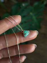 Load image into Gallery viewer, Pendant XIV

