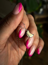 Load image into Gallery viewer, Pendant XIII
